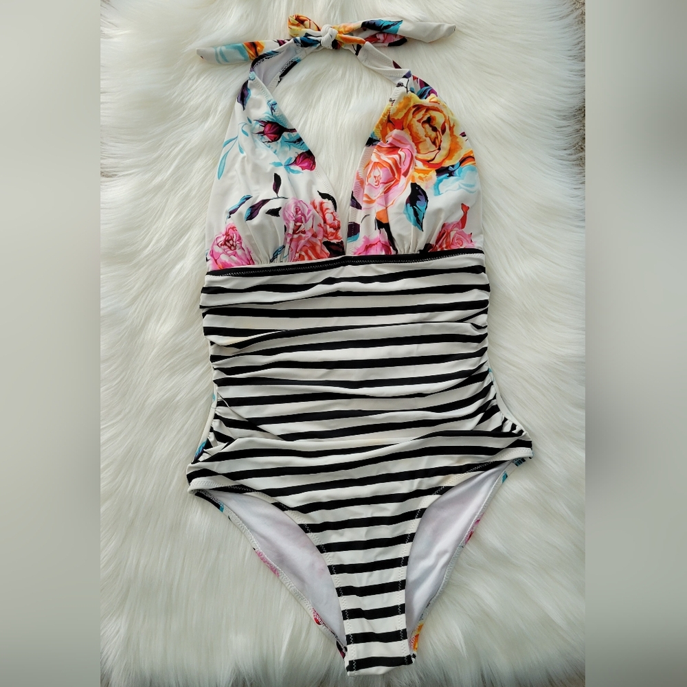 Cupshe floral striped swimsuit